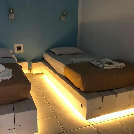 Mariu Canal D' Amour Vila *